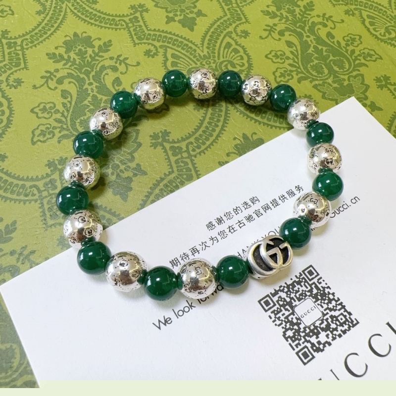 G*u*i bracelets